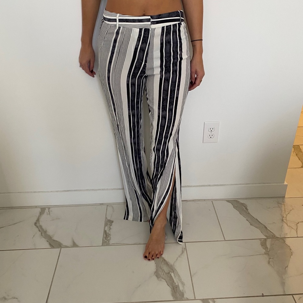 Pants with a pattern